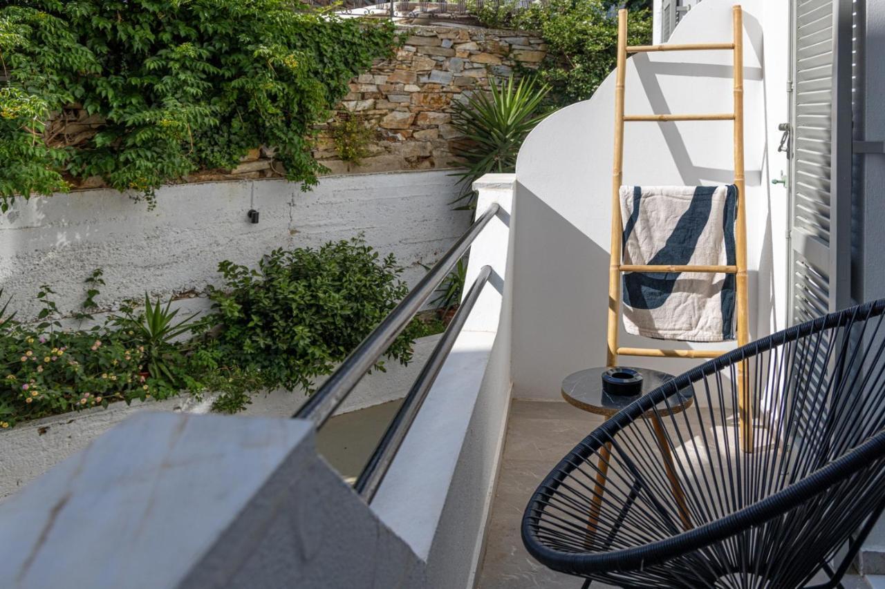 Seamento Suites Tinos Bagian luar foto